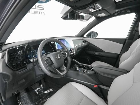 Certified 2026 Lexus TX 350 AWD w/ Technology Package image 10