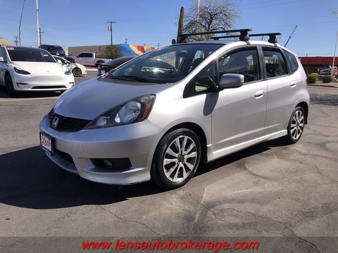 Used 2013 Honda Fit Sport image 5
