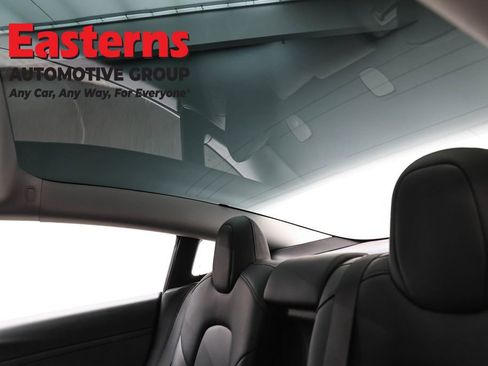 Used 2021 Tesla Model 3 Standard Range Plus image 32