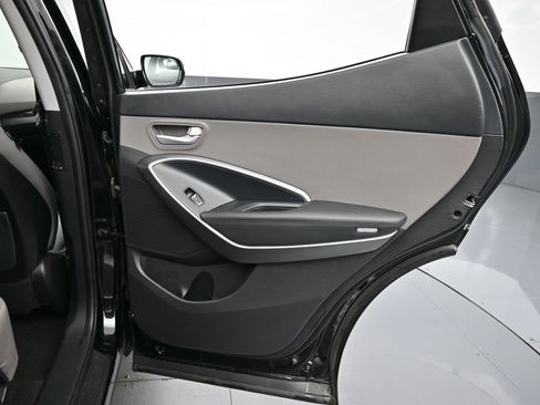 Used 2018 Hyundai Santa Fe Sport w/ 2.4L Value Package 02 image 37