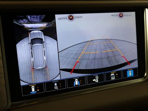 Used 2021 GMC Yukon XL Denali w/ Denali Ultimate Package image 7