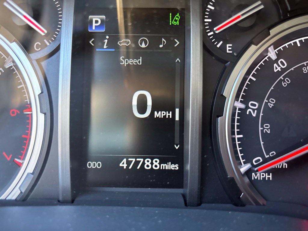 Used 2022 Toyota 4Runner TRD Off-Road Premium w/ Moonroof Package AWD/4WD image 21