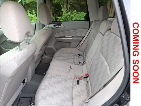 Used 2010 Subaru Forester 2.5X Premium AWD/4WD image 11