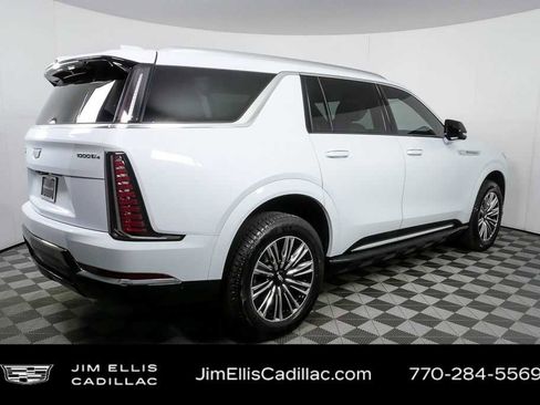 New 2026 Cadillac Escalade IQL Luxury image 30