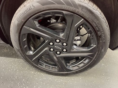 Used 2024 Chevrolet Equinox EV RS image 20