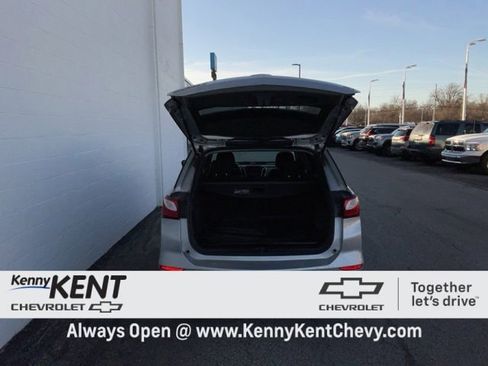 Used 2020 Chevrolet Equinox LS w/ LS Convenience Package image 7