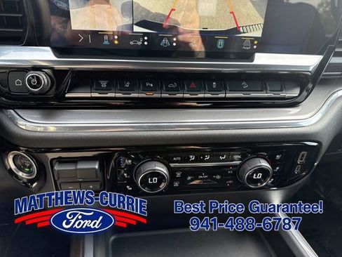 Used 2024 Chevrolet Silverado 3500 High Country w/ Technology Package AWD/4WD image 21
