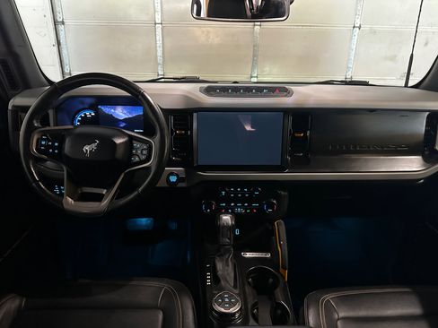 Used 2021 Ford Bronco Badlands image 14