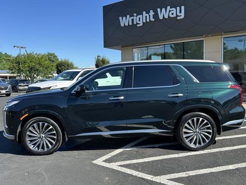 Used 2025 Hyundai Palisade Calligraphy AWD/4WD image 3