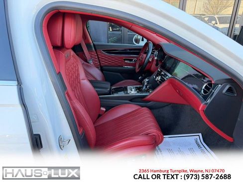 Used 2021 Bentley Flying Spur V8 w/ First Edition Specification image 32