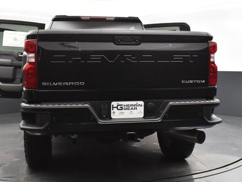 Used 2024 Chevrolet Silverado 2500 Custom w/ Custom Value Package image 52