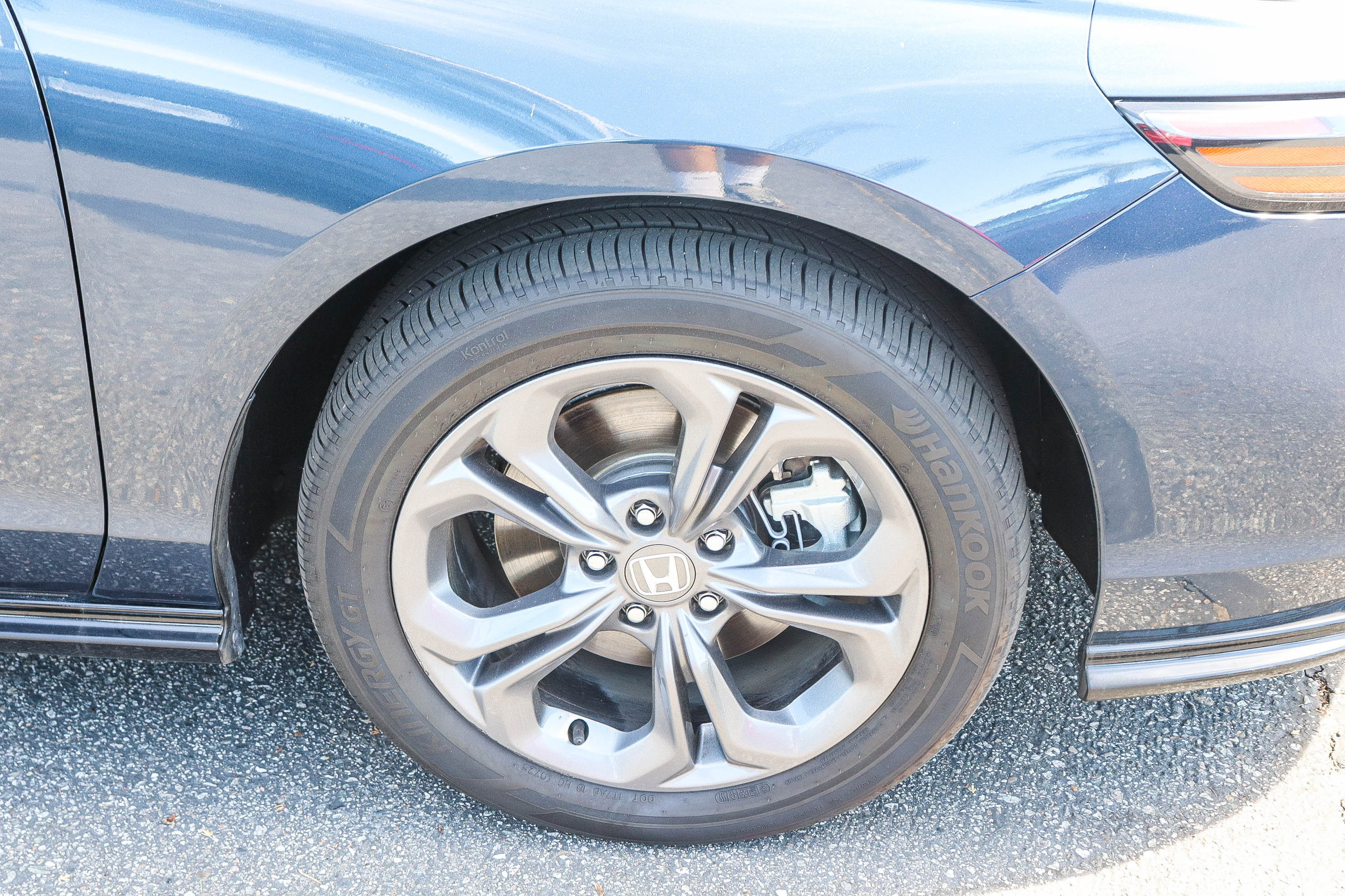 Used 2025 Honda Accord EX-L image 7