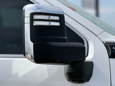 Used 2024 GMC Sierra 2500 Denali Ultimate image 9