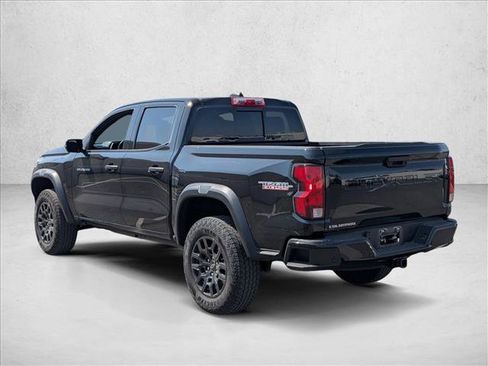Used 2023 Chevrolet Colorado Trail Boss w/ Technology Package AWD/4WD image 7
