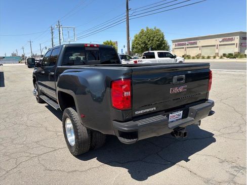 Used 2018 GMC Sierra 3500 Denali w/ Duramax Plus Package AWD/4WD image 16