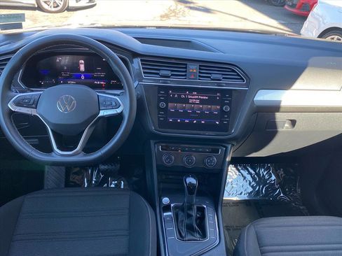 Certified 2024 Volkswagen Tiguan S image 11
