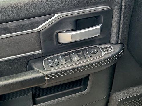 Used 2024 RAM 3500 Big Horn AWD/4WD image 19