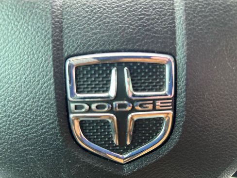 Used 2015 Dodge Grand Caravan SE image 19