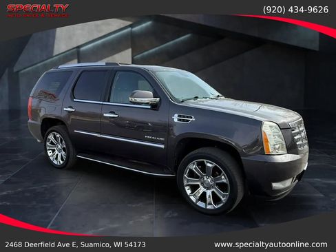 Used 2011 Cadillac Escalade AWD w/ Touring Package image 7