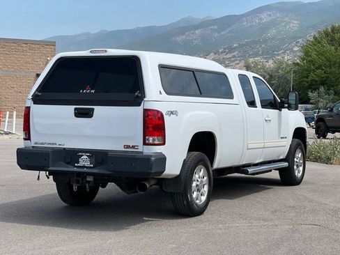 Used 2013 GMC Sierra 2500 SLT w/ SLT Convenience Package AWD/4WD image 8