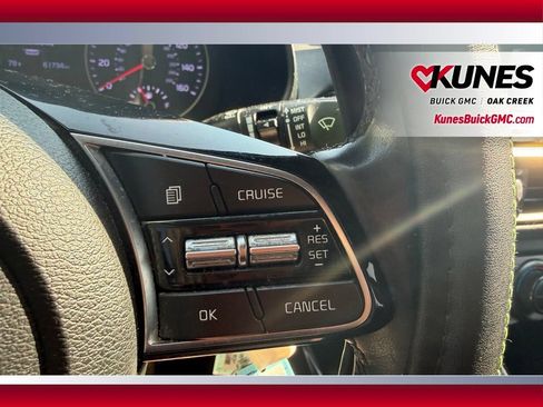 Used 2019 Kia Forte S w/ S Premium Package FWD image 12