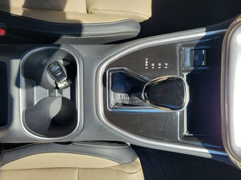 Used 2020 Subaru Outback Limited AWD/4WD image 18