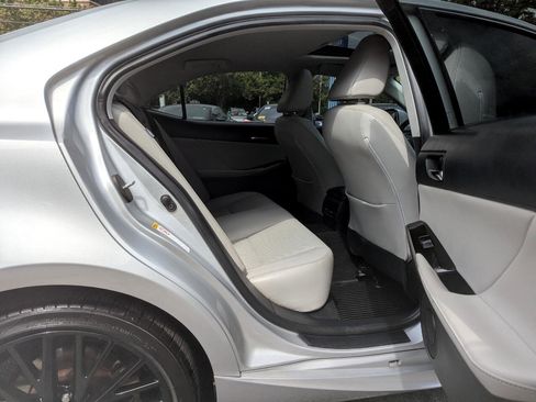 Used 2015 Lexus IS 250 4dr Sport Sdn AWD image 50