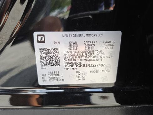 Used 2024 Chevrolet Traverse LT w/ Enhanced Driving Package FWD image 40