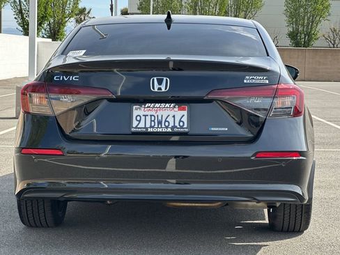 Certified 2025 Honda Civic Sport image 5