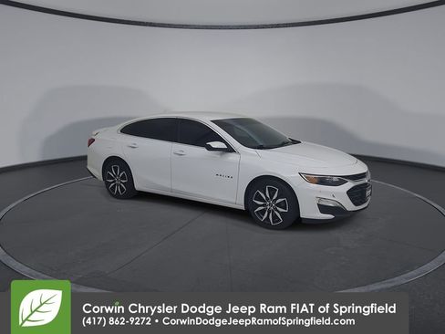 Used 2024 Chevrolet Malibu RS FWD image 2