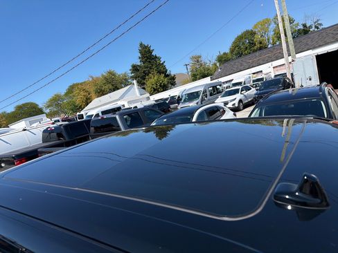 Used 2018 Ford F150 Lariat w/ Equipment Group 502A Luxury AWD/4WD image 6