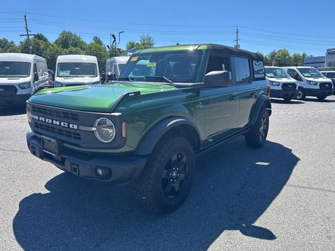 Used 2023 Ford Bronco Black Diamond AWD/4WD image 1