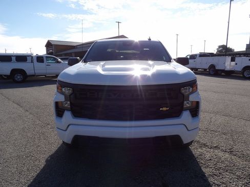 Used 2026 Chevrolet Silverado 1500 Custom RWD image 12