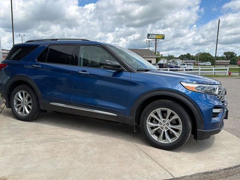 Used 2020 Ford Explorer Limited w/ Class III Trailer Tow Package AWD/4WD image 4