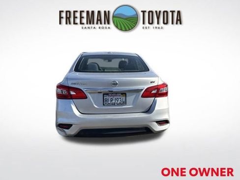 Used 2019 Nissan Sentra SV FWD image 6