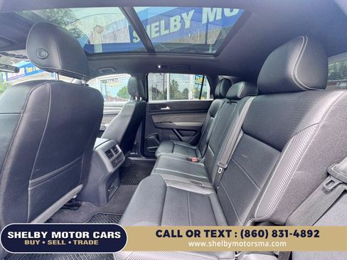 Used 2022 Volkswagen Atlas Cross Sport SE AWD/4WD image 18
