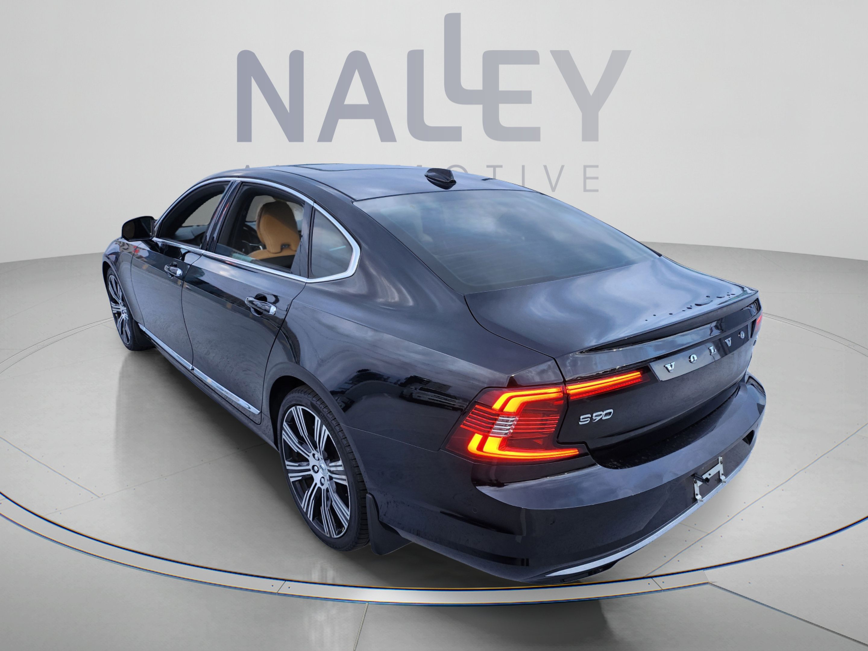 Used 2022 Volvo S90 B6 Inscription AWD/4WD image 3