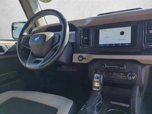 Used 2022 Ford Bronco Big Bend image 28