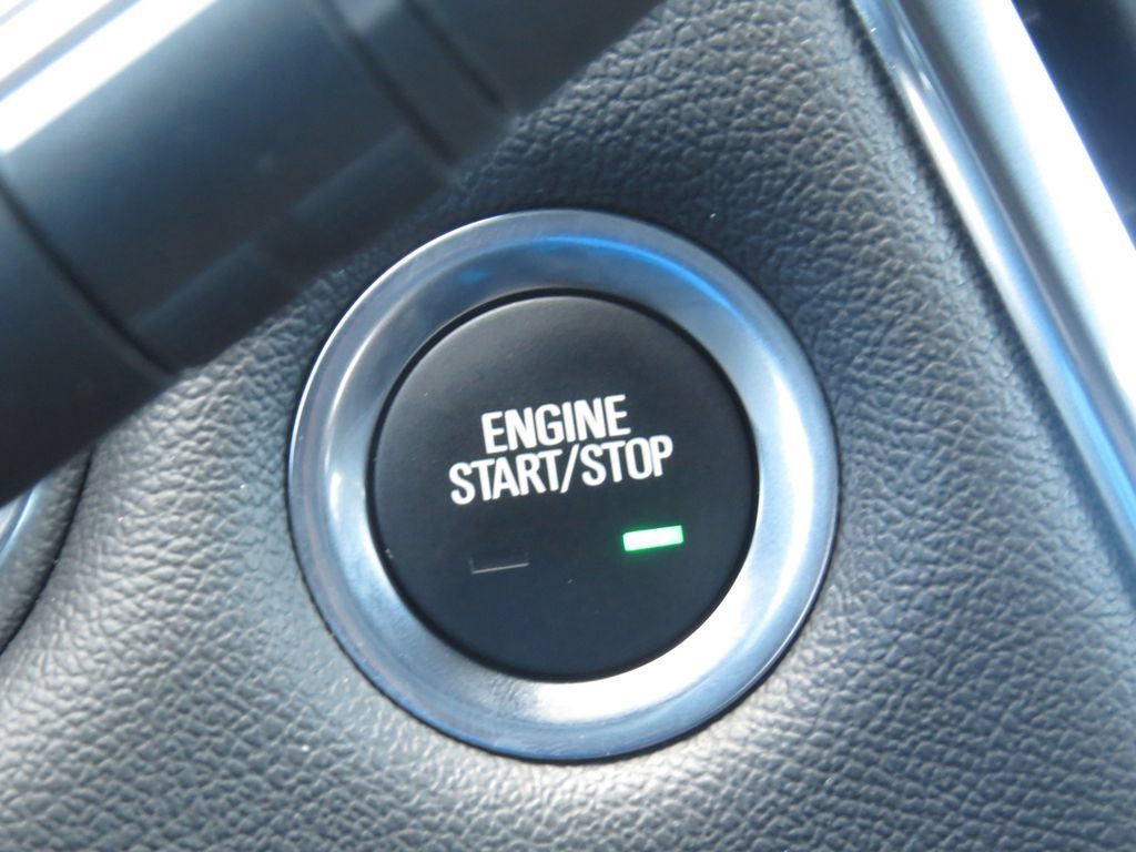 Certified 2023 Chevrolet Traverse Premier FWD image 52