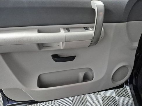 Used 2009 Chevrolet Silverado 1500 W/T image 13