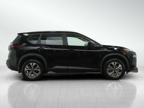 Used 2023 Nissan Rogue SV w/ SV Premium B Package image 7