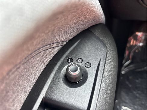 Used 2024 Jeep Compass Latitude AWD/4WD image 40
