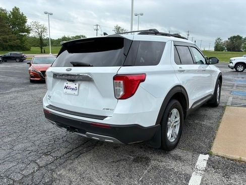 Used 2021 Ford Explorer XLT w/ Equipment Group 202A AWD/4WD image 6