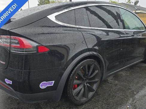 Used 2016 Tesla Model X Performance image 3