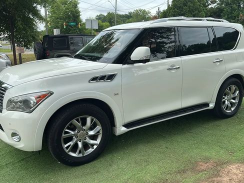 Used 2014 INFINITI QX80 4WD image 4