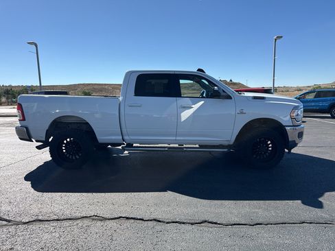 Used 2020 RAM 2500 Big Horn AWD/4WD image 4