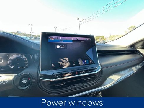 Used 2022 Jeep Compass Trailhawk w/ Trailhawk Elite Group image 39