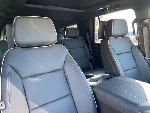 New 2026 GMC Yukon Elevation w/ Elevation Premium Package image 32