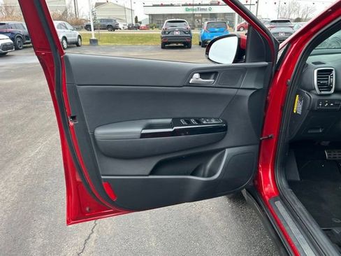 Certified 2022 Kia Sportage Nightfall Edition w/ Nighfall AWD Premium Package image 18