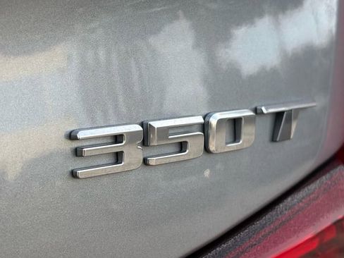 Used 2025 Cadillac XT4 Premium Luxury image 17